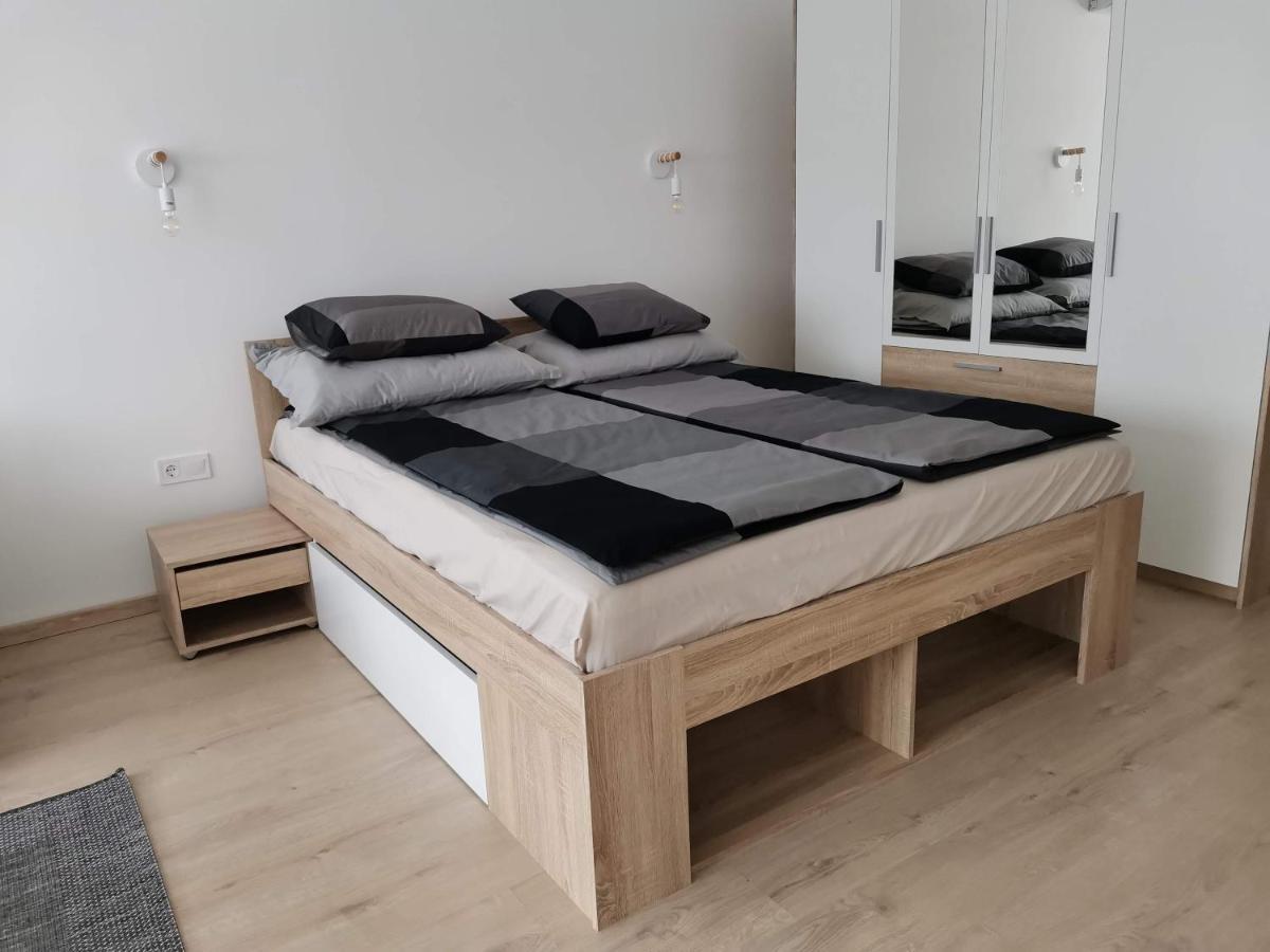 Sweet Life Apartman Eger Exteriör bild